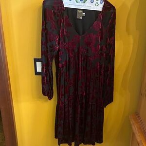 Taylor Black and Red Long Sleeve burnished velvet Dress